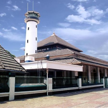 Graha Teras Syariah Surabaya Exterior foto