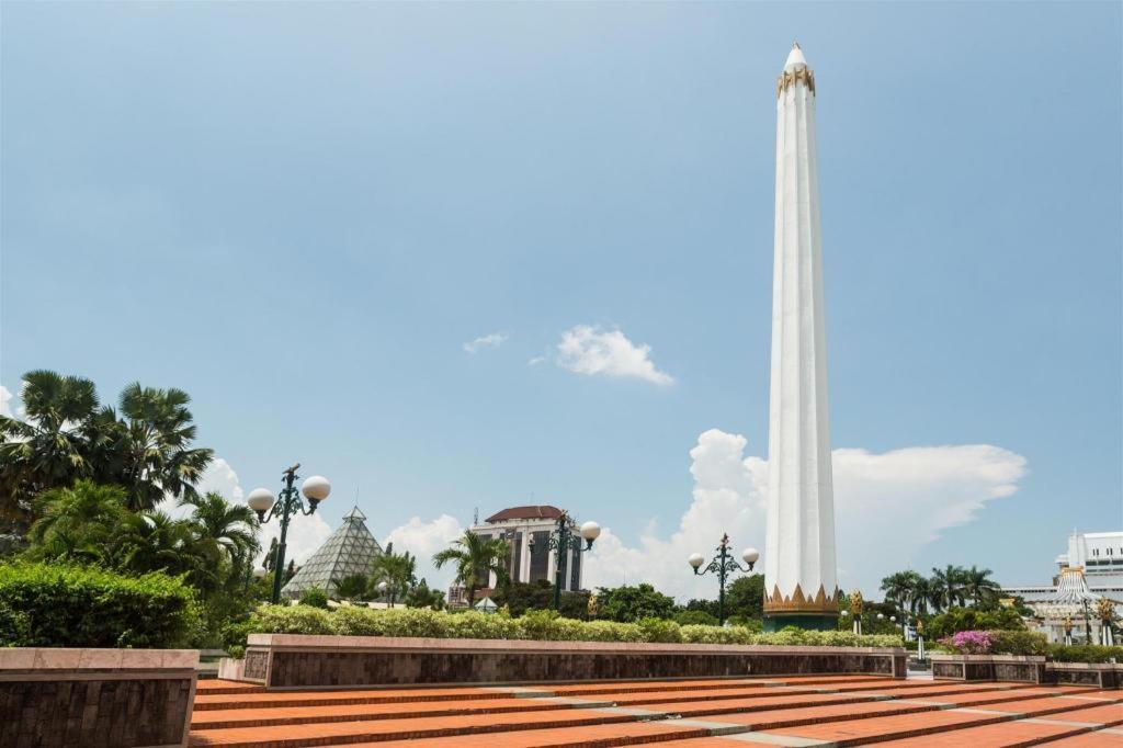 Graha Teras Syariah Surabaya Exterior foto